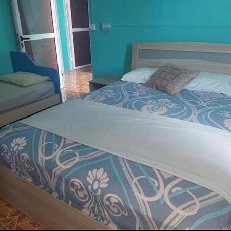 Tilapasse Resto & Guest House Port South East Bagian luar foto